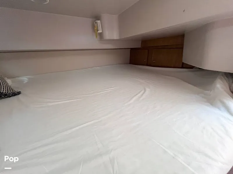 Slide: The Image of Mid Berth - 16246244