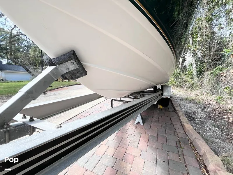 Slide: The Image of Regal 2665 Commodore 2002 - 16246177