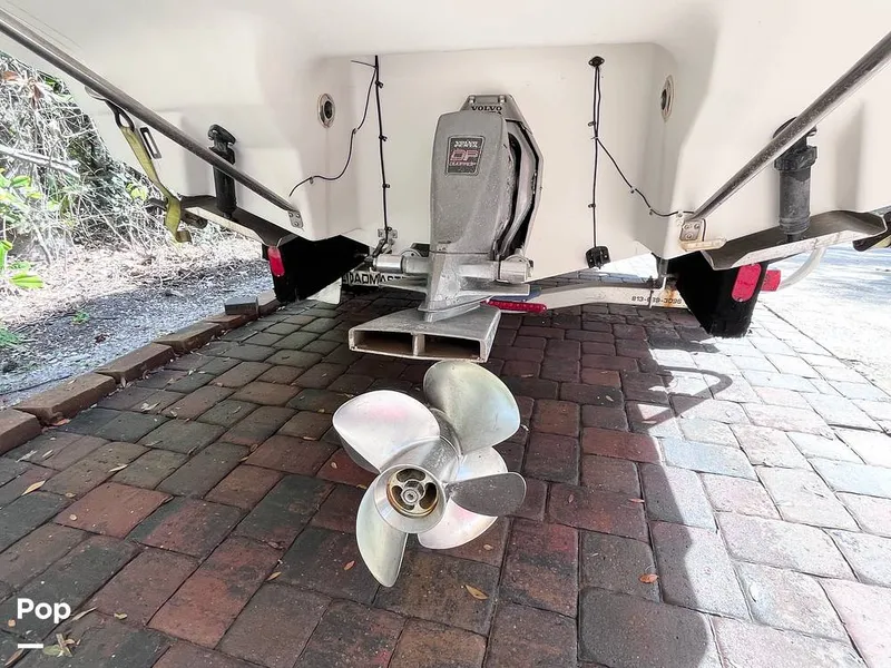 Slide: The Image of Regal 2665 Commodore 2002 - 16246179