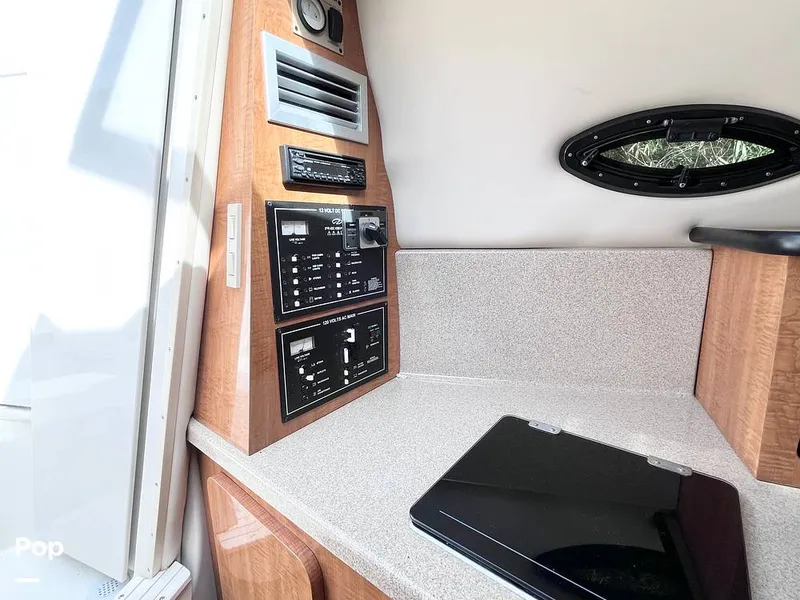 Slide: The Image of Battery Switch - 16246212