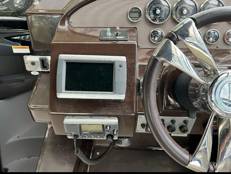 Slide: The Image of Regal 30 EXPRESS 2013 - 11