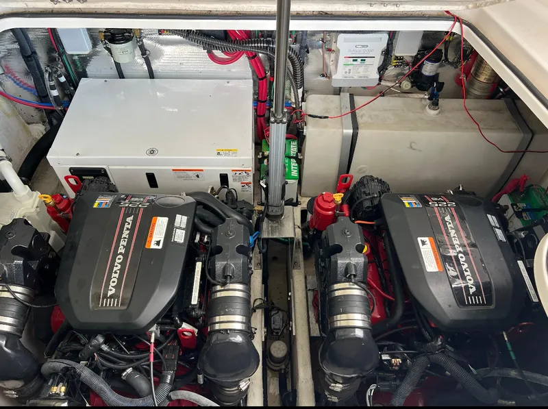 Slide: The Image of Regal 30 EXPRESS 2013 - 17