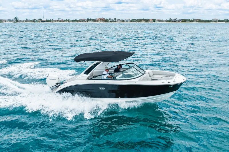 Slide: The Image of Sea Ray SDX 250 Outboard 2026 - 57