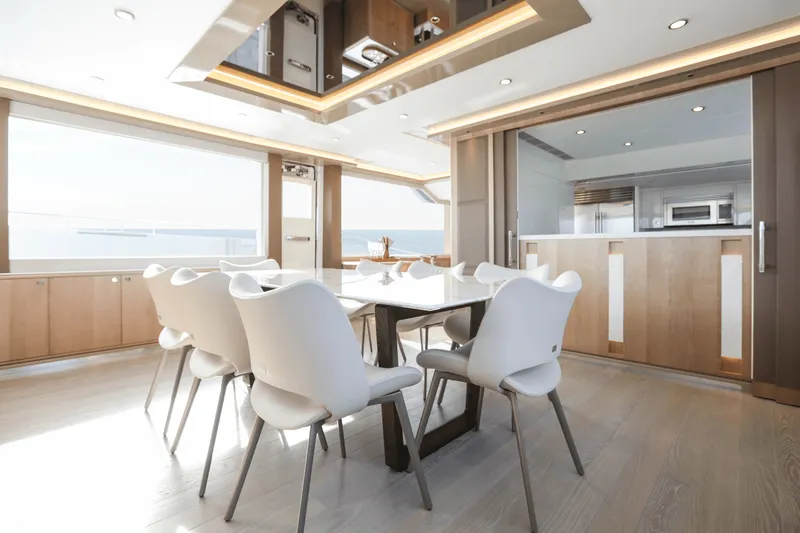 Slide: The Image of Ocean Alexander 28L 2025 - 22