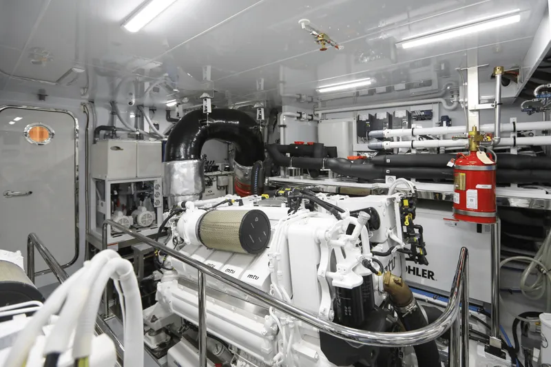 Slide: The Image of Ocean Alexander 28L 2025 - 44