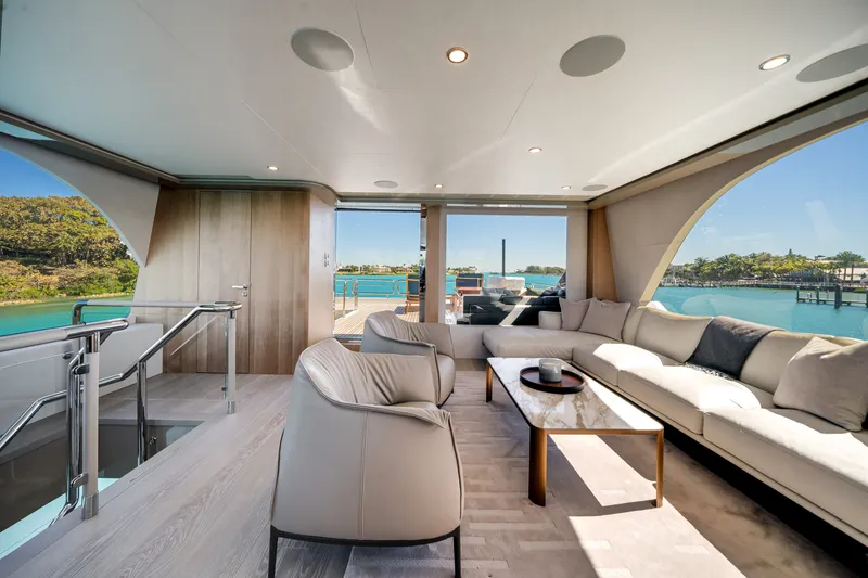 Slide: The Image of Ocean Alexander 28L 2025 - 58