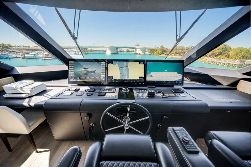 Slide: The Image of Ocean Alexander 28L 2025 - 59