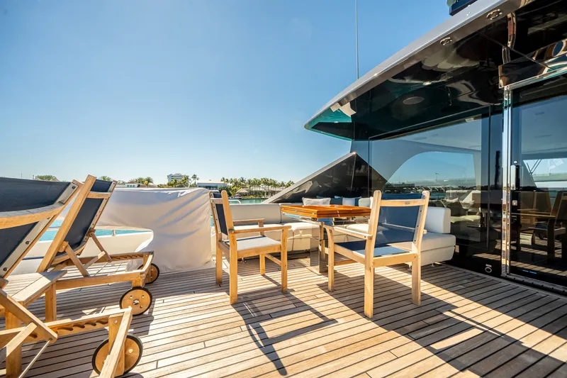 Slide: The Image of Ocean Alexander 28L 2025 - 68