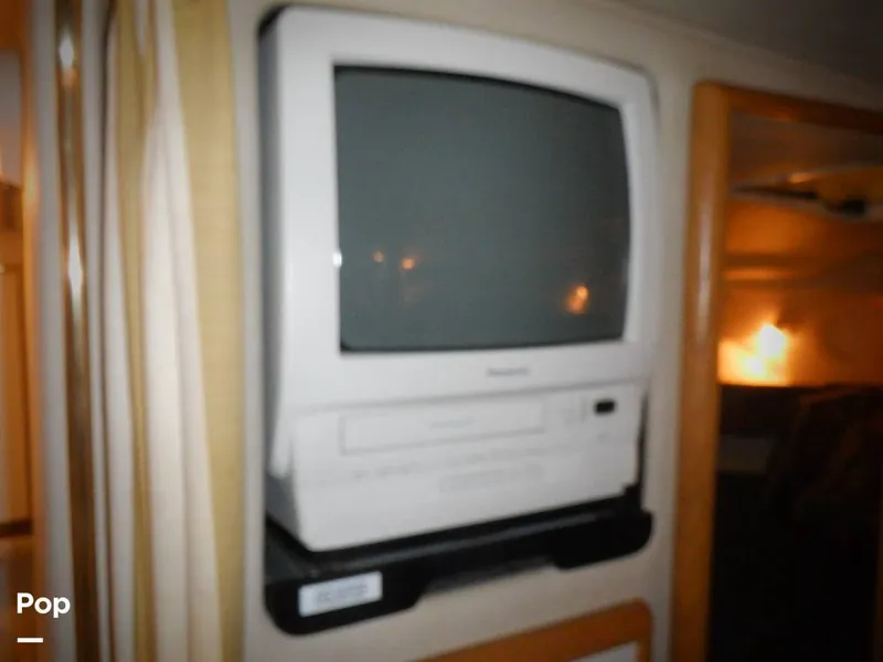 Slide: The Image of Sea Ray 330 Sundancer 1997 - 15810107