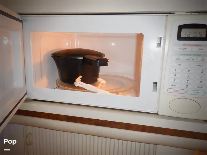 Slide: The Image of Sea Ray 330 Sundancer 1997 - 15810115