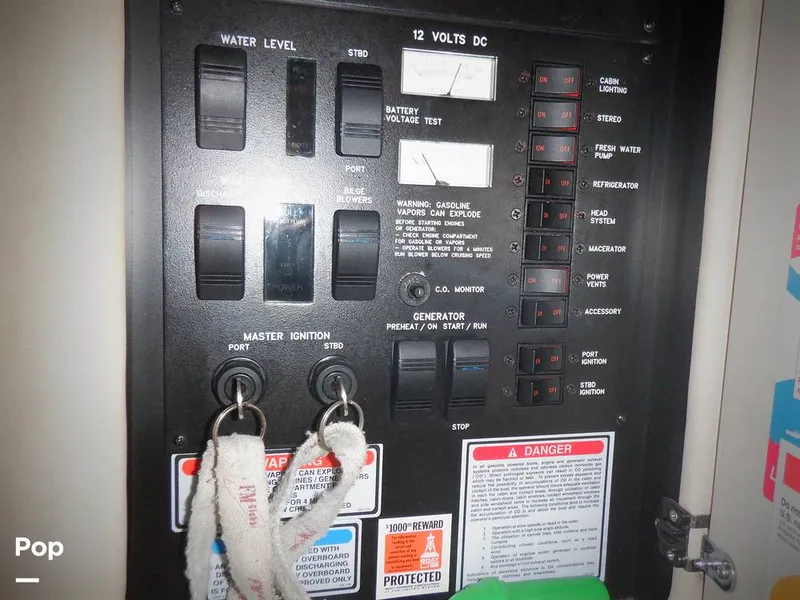 Slide: The Image of Sea Ray 330 Sundancer 1997 - 15810118