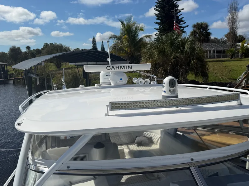 Slide: The Image of Intrepid 475 SPORT YACHT 2019 - 11