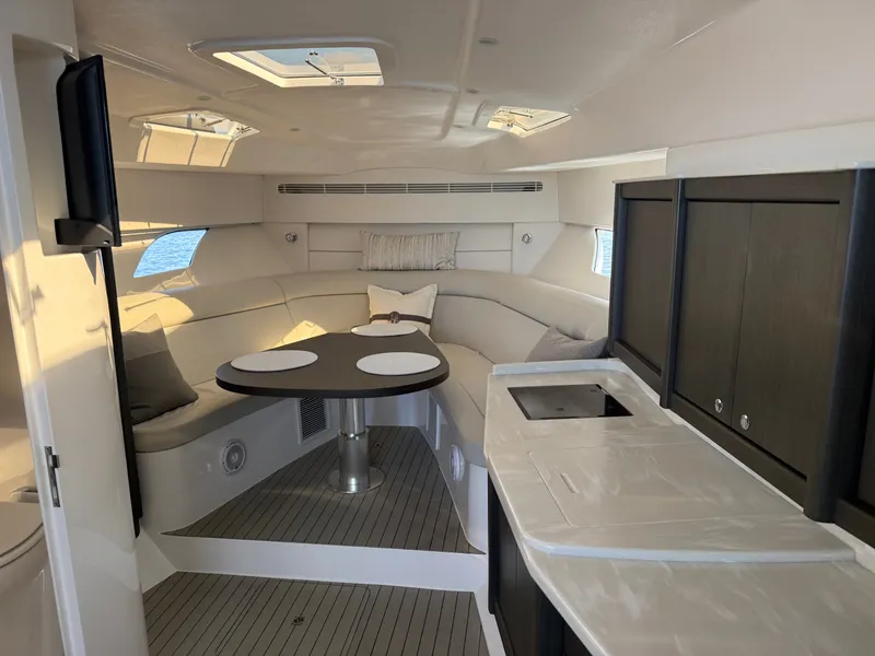 Slide: The Image of Intrepid 475 SPORT YACHT 2019 - 34