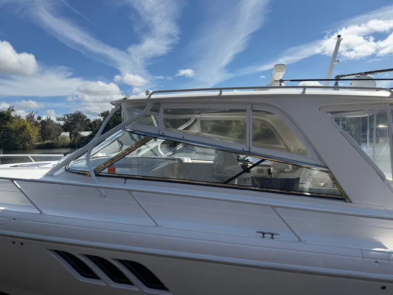 Slide: The Image of Intrepid 475 SPORT YACHT 2019 - 4