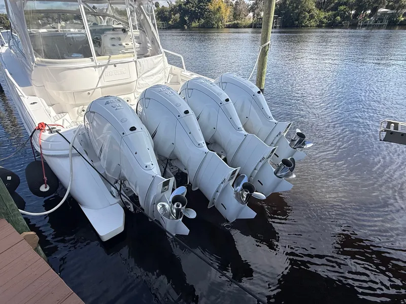 Slide: The Image of Intrepid 475 SPORT YACHT 2019 - 7