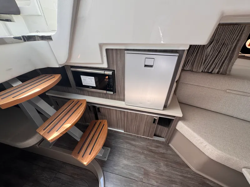Slide: The Image of Sea Ray Sundancer 320 Outboard 2026 - 27