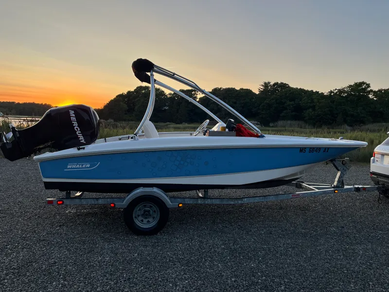 Slide: The Image of Boston Whaler 170 SUPER SPORT 2011 - 3