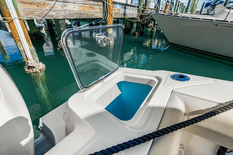 Slide: The Image of Boston Whaler 280 OUTRAGE 2017 - 33