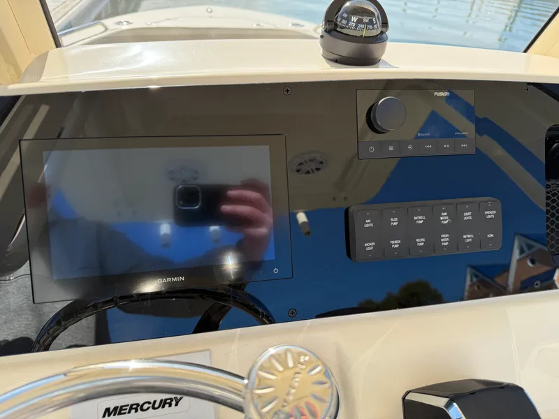 Slide: The Image of Scout 220 XSF 2026 - 15