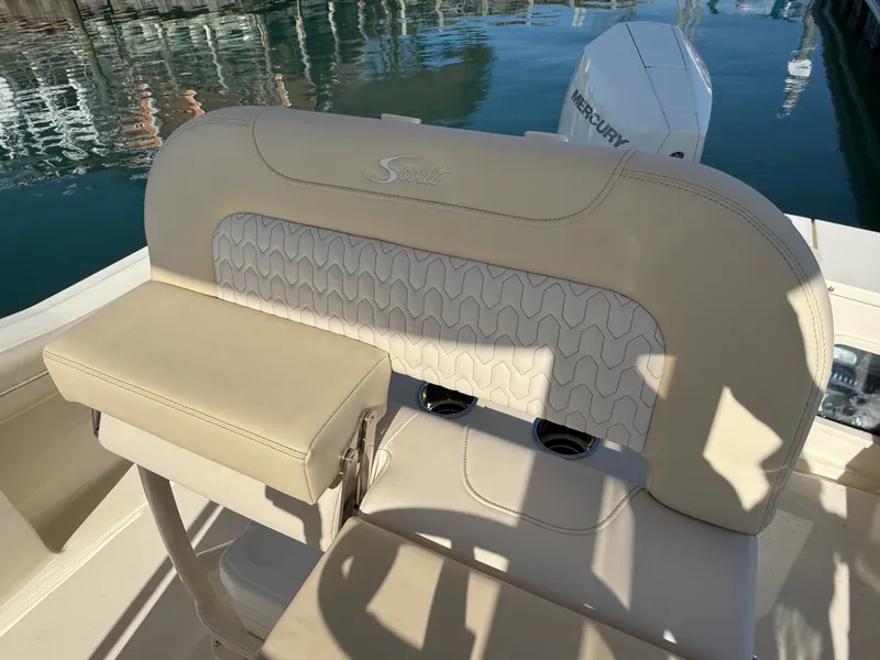 Slide: The Image of Scout 220 XSF 2026 - 19