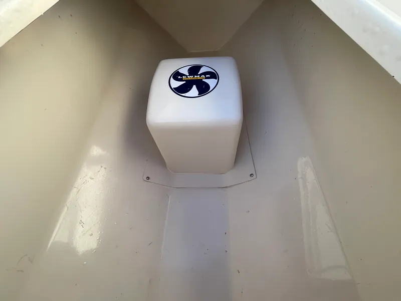 Slide: The Image of Jupiter 32 CENTER CONSOLE 2014 - 37