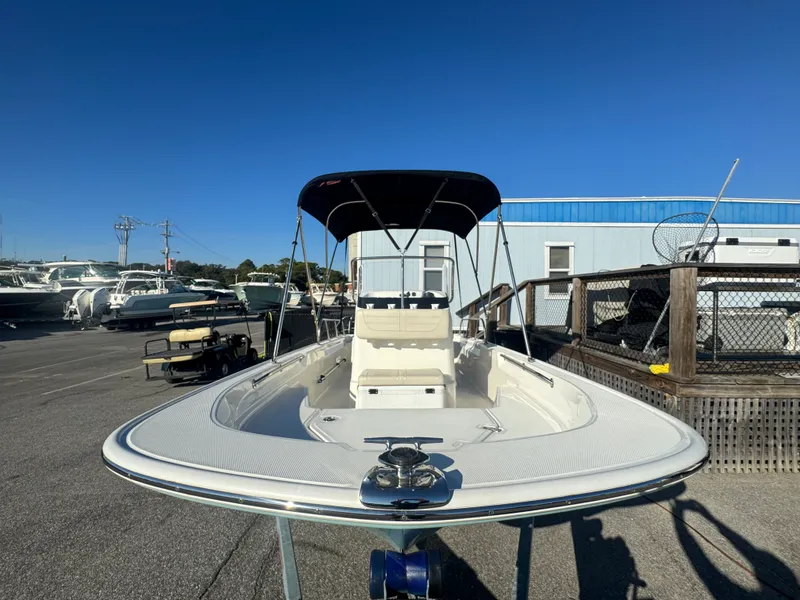 Slide: The Image of Boston Whaler 15 MONTAUK 2023 - 5