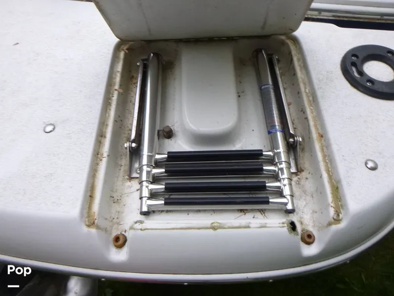 Slide: The Image of Crownline Boats 270 BR 2004 - 15610500