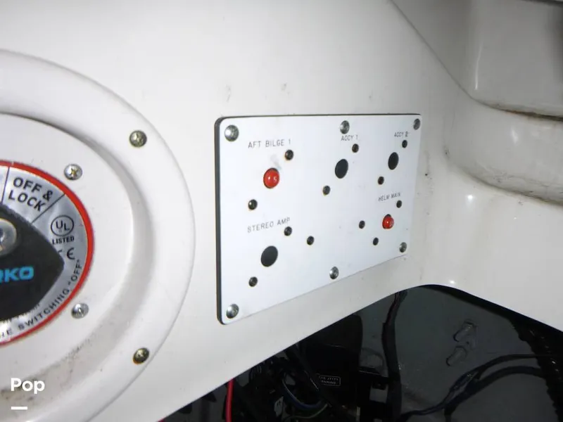 Slide: The Image of Crownline Boats 270 BR 2004 - 15610507