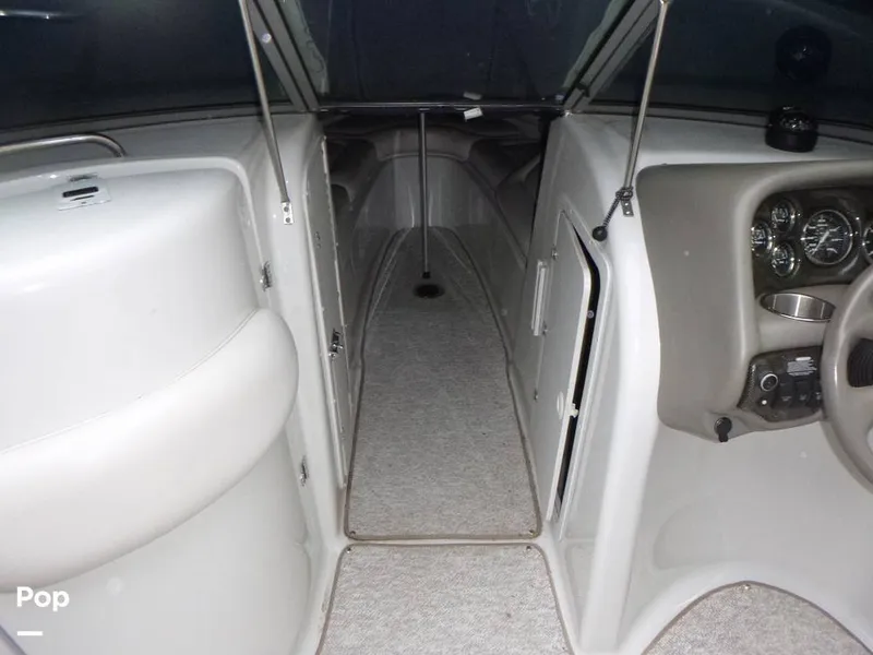 Slide: The Image of Crownline Boats 270 BR 2004 - 15610530