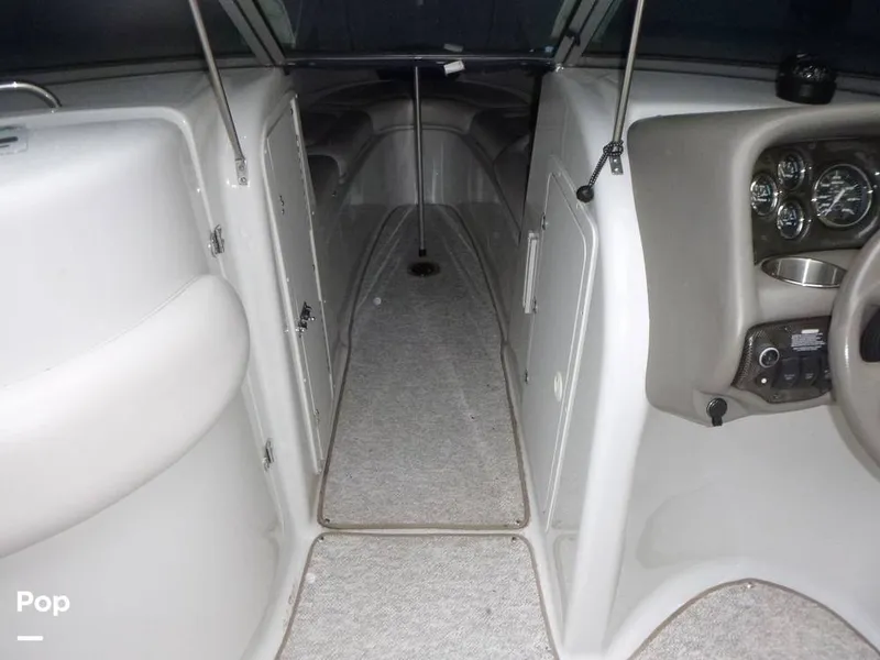 Slide: The Image of Crownline Boats 270 BR 2004 - 15610533