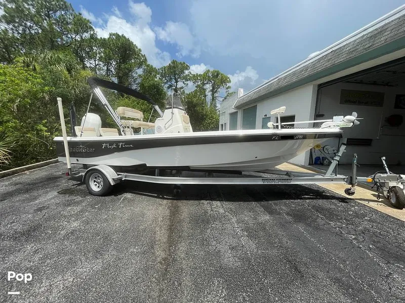 Slide: The Image of NauticStar 215 XTS 2018 - 15563784