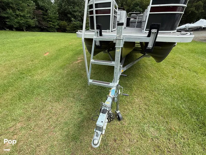 Slide: The Image of Bennington 22SL 2023 - 15570251