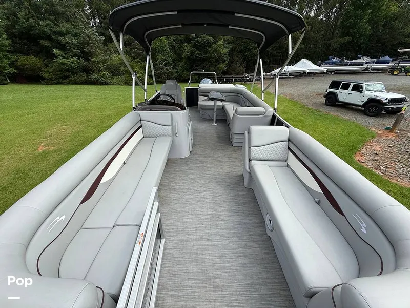 Slide: The Image of Bennington 22SL 2023 - 15570256