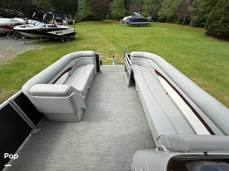 Slide: The Image of Bennington 22SL 2023 - 15570262