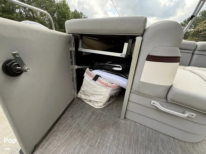 Slide: The Image of Bennington 22SL 2023 - 15570274