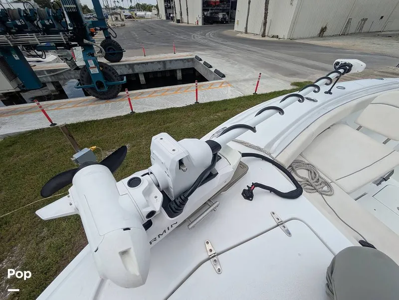 Slide: The Image of Sea Hunt Ultra 275 SE 2024 - 15614545
