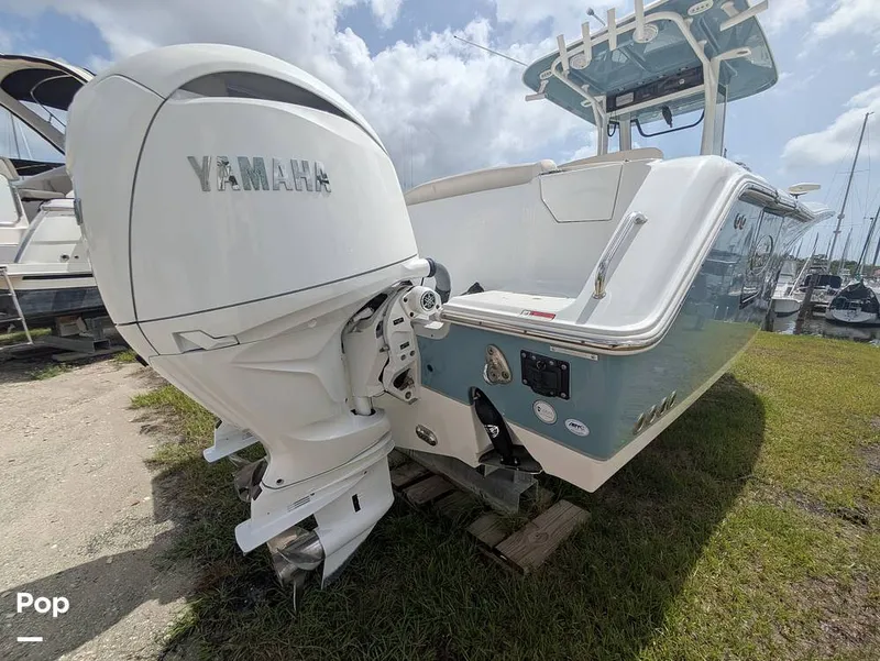 Slide: The Image of Sea Hunt Ultra 275 SE 2024 - 15614431