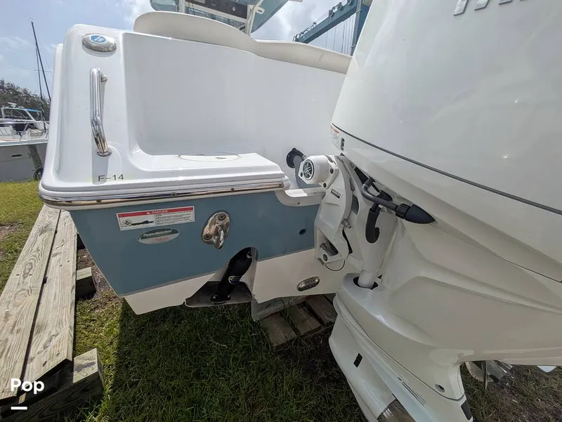 Slide: The Image of Sea Hunt Ultra 275 SE 2024 - 15614436