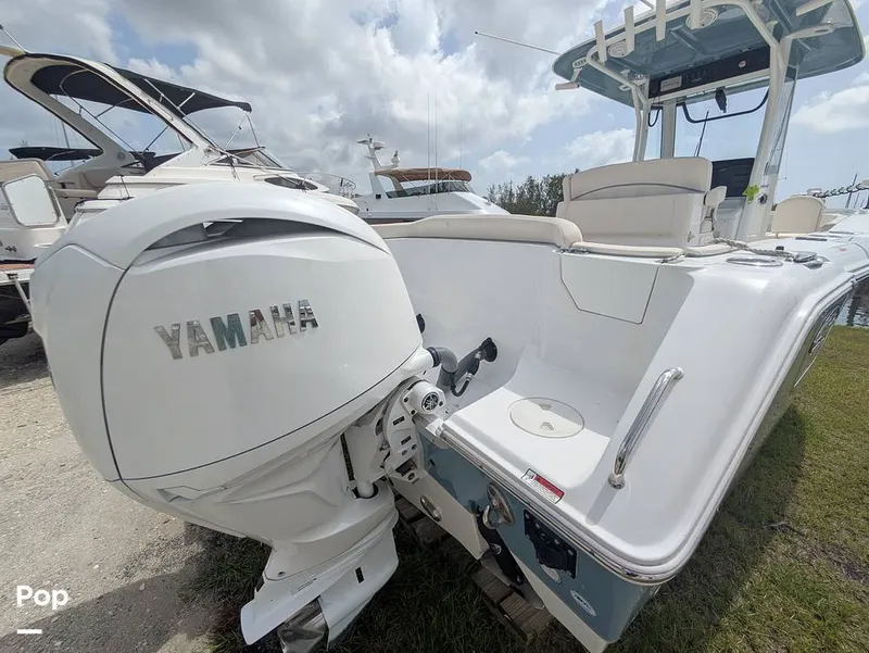 Slide: The Image of Sea Hunt Ultra 275 SE 2024 - 15614453