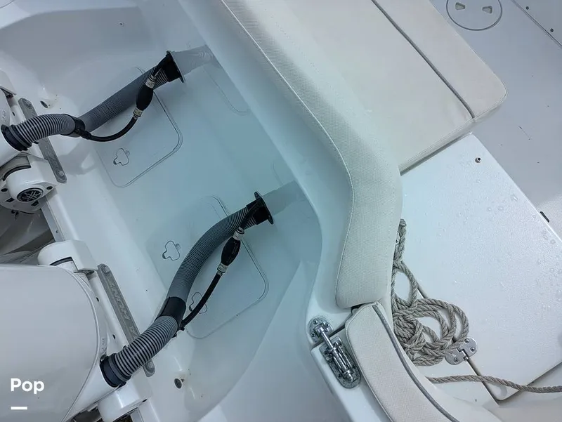Slide: The Image of Sea Hunt Ultra 275 SE 2024 - 15614463