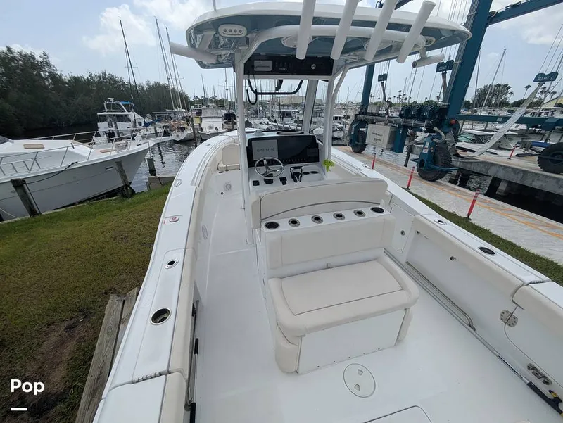 Slide: The Image of Sea Hunt Ultra 275 SE 2024 - 15614490