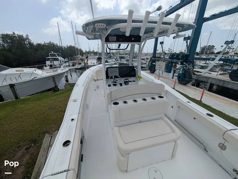 Slide: The Image of Sea Hunt Ultra 275 SE 2024 - 15614491