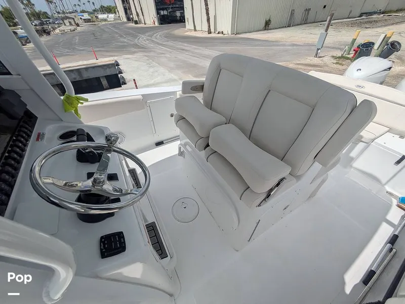 Slide: The Image of Sea Hunt Ultra 275 SE 2024 - 15614501