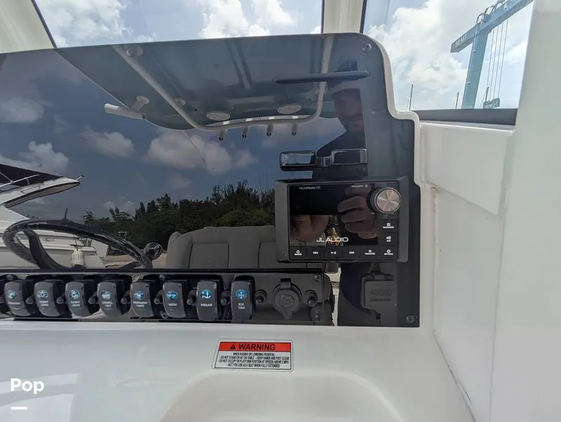 Slide: The Image of Sea Hunt Ultra 275 SE 2024 - 15614510