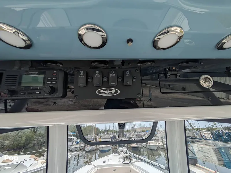 Slide: The Image of Sea Hunt Ultra 275 SE 2024 - 15614513