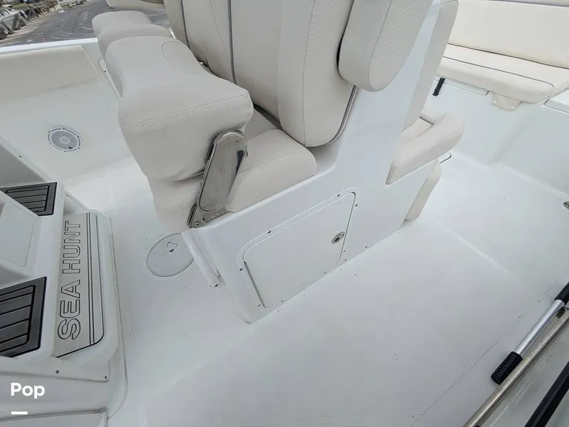 Slide: The Image of Sea Hunt Ultra 275 SE 2024 - 15614520