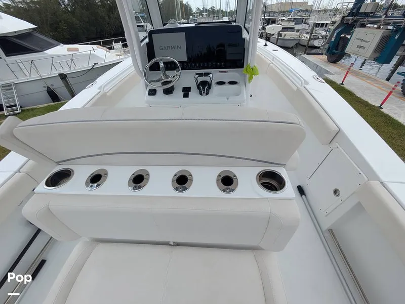 Slide: The Image of Sea Hunt Ultra 275 SE 2024 - 15614523