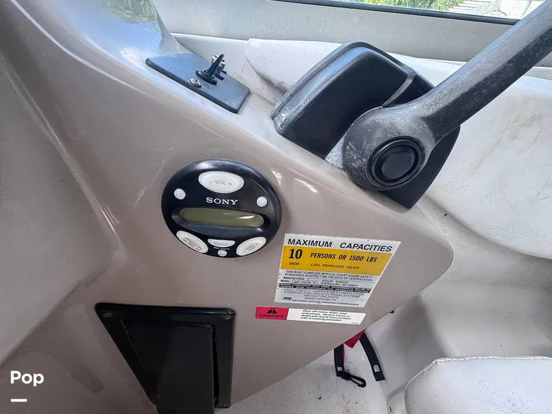 Slide: The Image of Four Winns 268 Vista Cruiser 2002 - 15572614