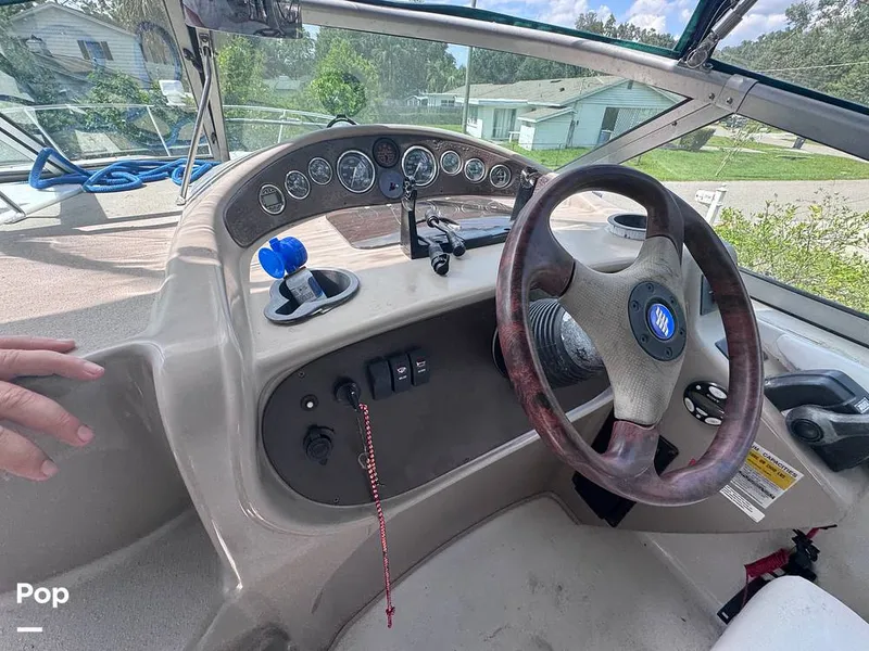 Slide: The Image of Four Winns 268 Vista Cruiser 2002 - 15572617