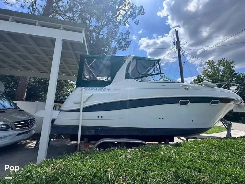 Slide: The Image of Four Winns 268 Vista Cruiser 2002 - 15616756